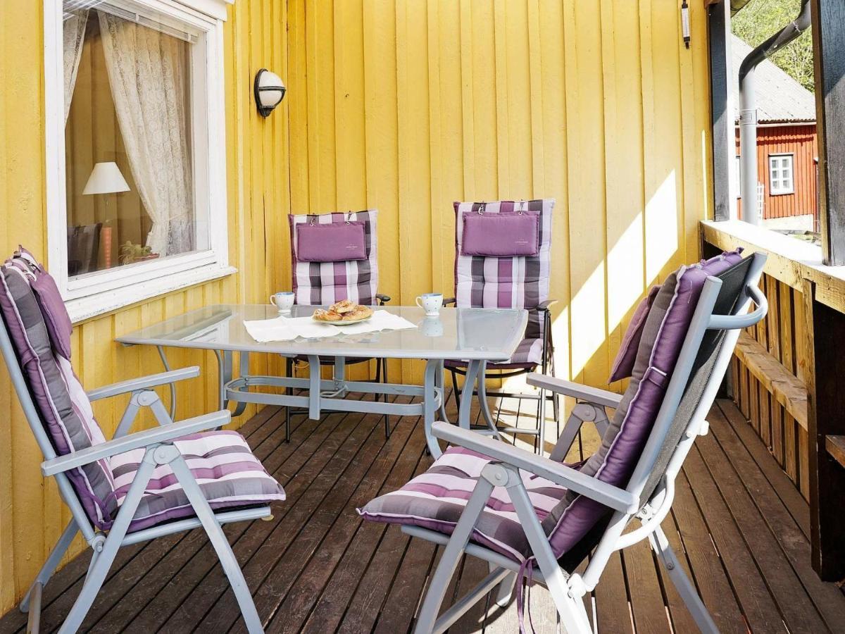6 Person Holiday Home In Ullared Eksteriør billede